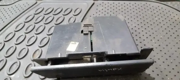 Citroen Xantia Car ashtray 9610614677 5128