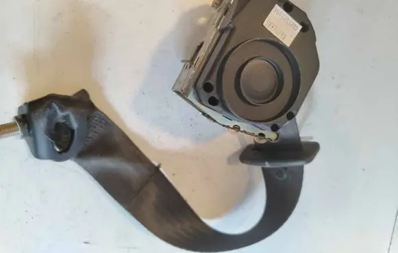 Ford Focus Rear seatbelt 00063774