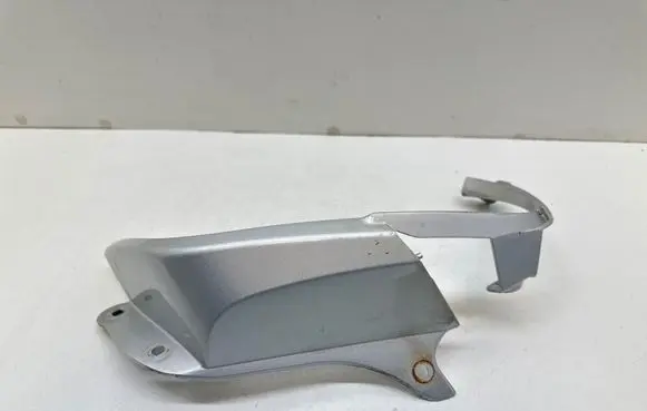 BMW Z4 E85 E86 Rear/tail light trim molding 7162125