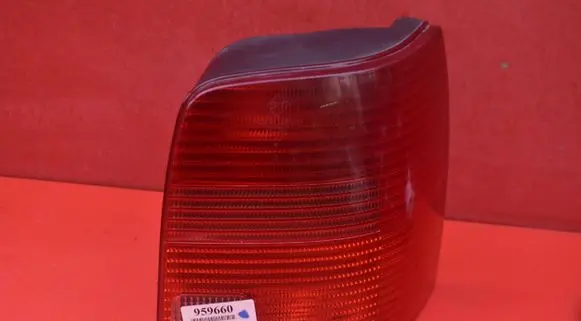 Volkswagen PASSAT B5 Rear/tail lights 3B9945112F