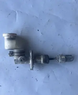 Clutch master cylinder