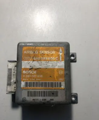 Audi A4 S4 B5 8D Airbag control unit/module 8A0959655C 0285001038