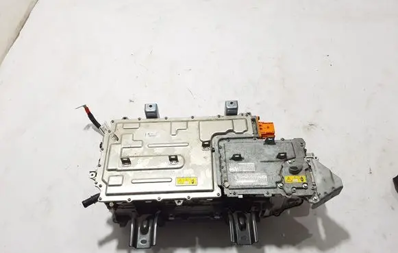 Renault Megane E-Tech Voltage converter inverter 296A04768R