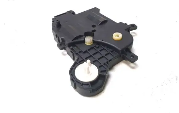 Toyota Hilux (AN120, AN130) Air flap motor/actuator 0638009013