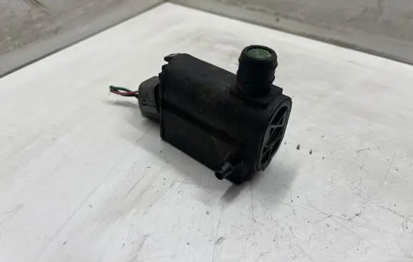 KIA Sorento Wiper motor 2FB67483