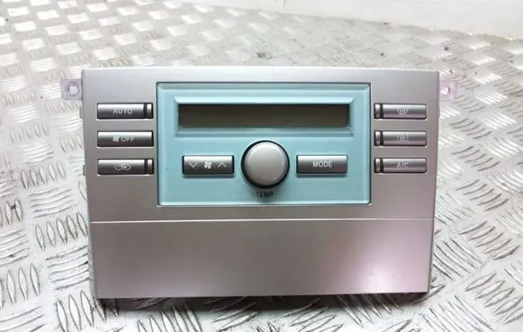 Toyota Corolla Verso AR10 Climate control unit 559020F010C