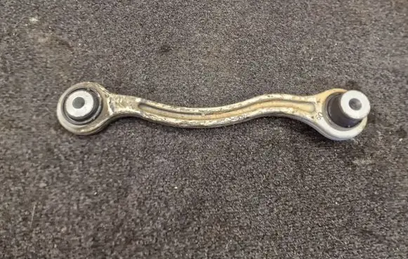 Mercedes-Benz GLC X253 C253 Rear control arm A20402