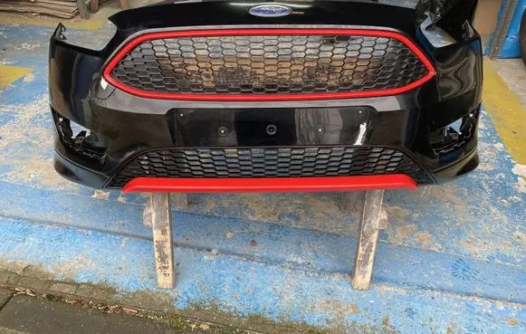 Ford Focus Front bumper F1EB-17757A