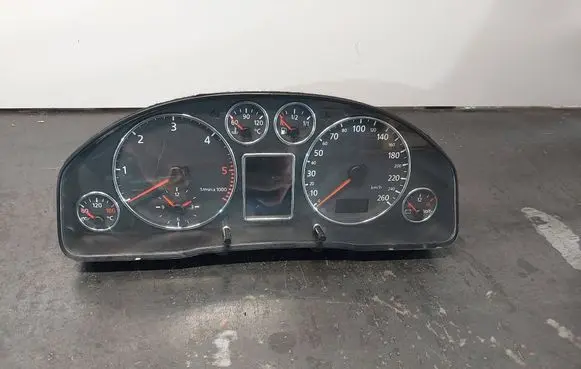 Audi A6 S6 C5 4B Speedometer (instrument cluster) 4B0919881