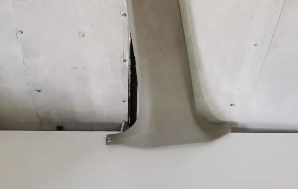 Mercedes-Benz E W212 (B) pillar trim (bottom) A2126903925