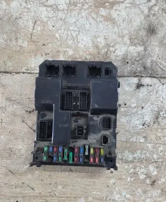 Peugeot 307 BSM Control unit 9651197680A 9651196980 0028602728060