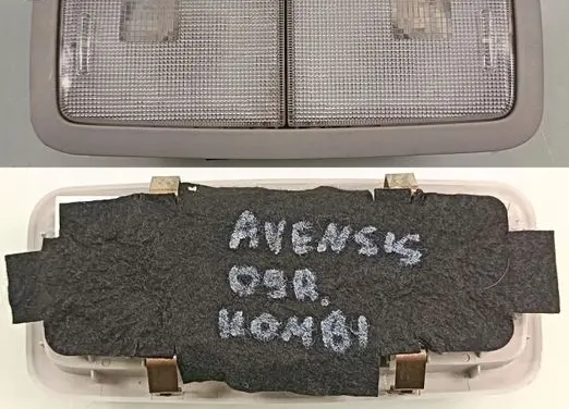 Toyota Avensis T270 Headlining lighting console trim 