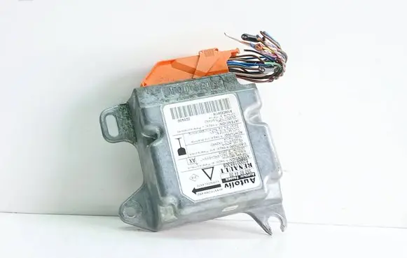 Renault Laguna I Airbag control unit/module 8200018830B 550804400