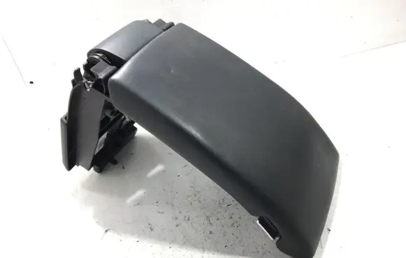 Volvo V70 Armrest 39870952