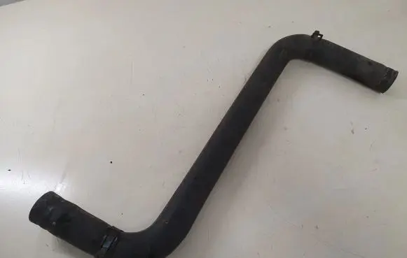 Subaru Outback Engine coolant pipe/hose