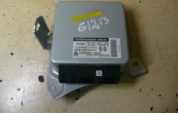 Toyota Yaris Power steering control unit/module 896500D250 G1213