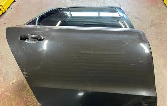 Audi A8 S8 D4 4H Rear door