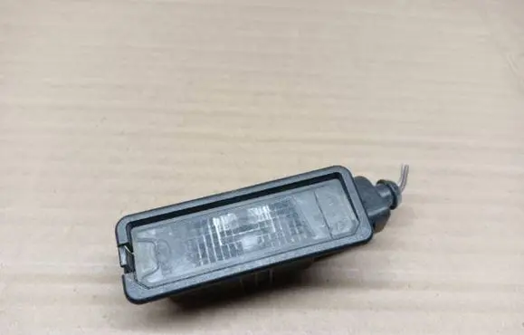 Volkswagen Polo V 6R Number plate light 1K8943021