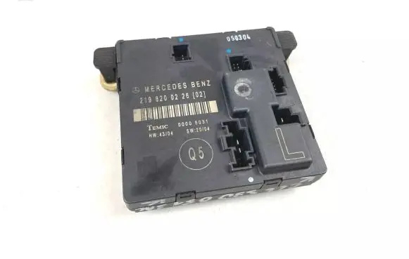 Mercedes-Benz E W212 Door control unit/module 2198200226