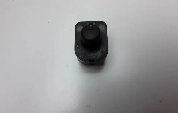 Audi Q3 8U Wing mirror switch 8U0959565