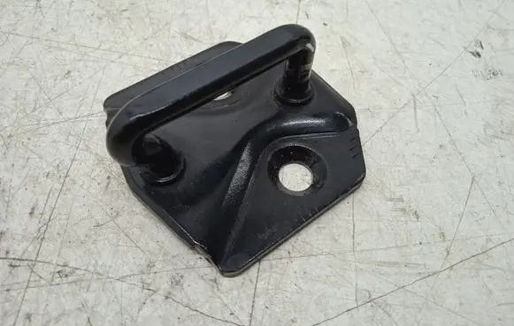 Volvo S60 Rear door lock loop/hook striker 31333088