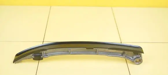 Mazda 6 Slide rail for timing chain 5HTR15