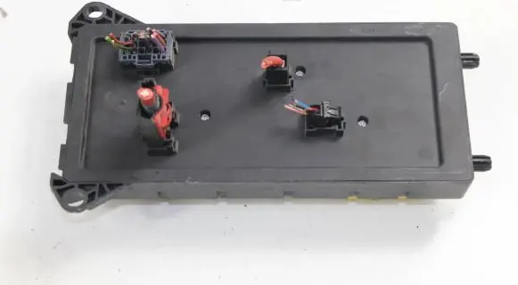 Mercedes-Benz Sprinter W906 Fuse module 9065450201 501R11F00