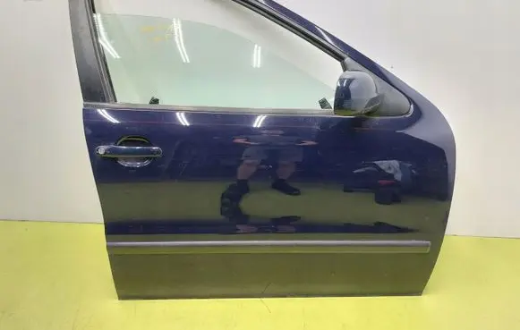 Seat Toledo II (1M) Front door LA5G