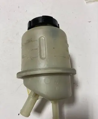 Nissan Navara D40 Power steering fluid tank/reservoir 49180EA000 49180EB300 0568