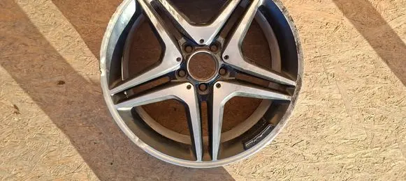 Mercedes-Benz CLA C117 X117 W117 R18 alloy rim A1764010302 C07638