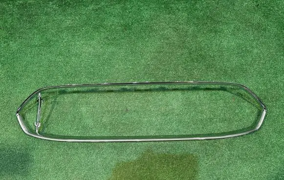 Ford Ka Front bumper upper radiator grill E3B5-17F816-C