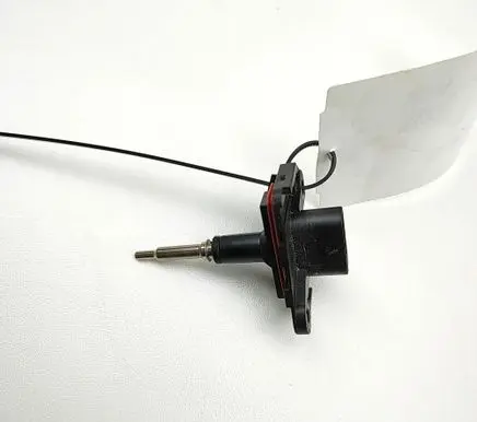 BMW X6 G06 Oil temperature sensor 8485041