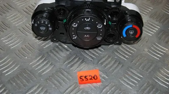 Ford Fiesta Climate control unit 8A6119960BE