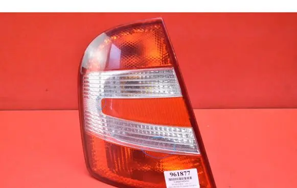 Skoda Fabia Mk1 (6Y) Rear/tail lights 6Y6945095D