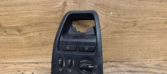 Volvo XC90 Light switch 30739304