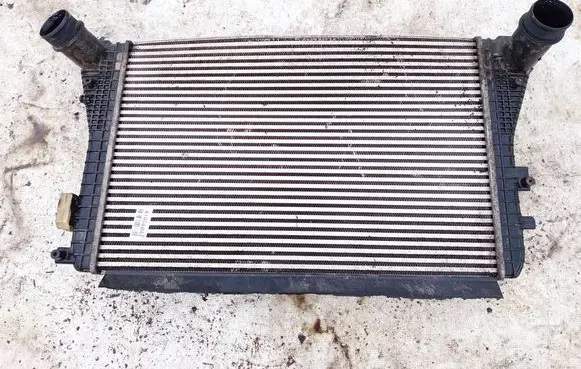 Volkswagen PASSAT B7 Intercooler radiator 3c0145805an