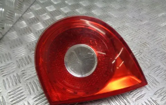 Volkswagen Golf V Rear/tail lights 1K6945094E