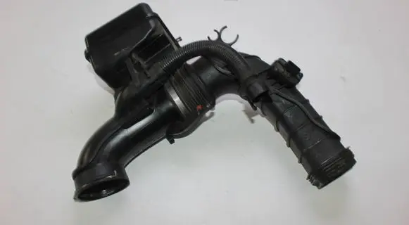 BMW 5 F10 F11 Air intake hose/pipe 8508047 14389710 8512249