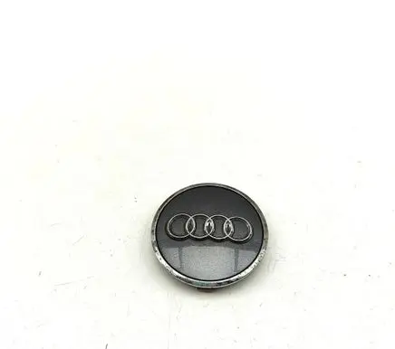 Audi A4 Allroad B9 R20 wheel hub/cap/trim 8W0601170