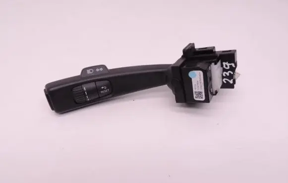 Volvo V40 Indicator stalk 31327904 D239