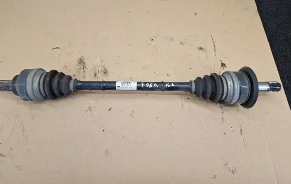 BMW 4 F32 F33 Rear driveshaft 8680347
