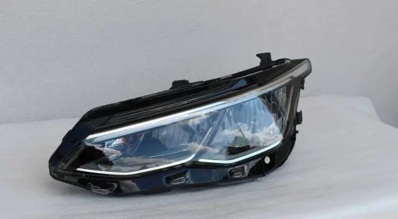 Volkswagen Golf VIII Headlight/headlamp 5H1941005B 90150890 8991VR4AAEEE