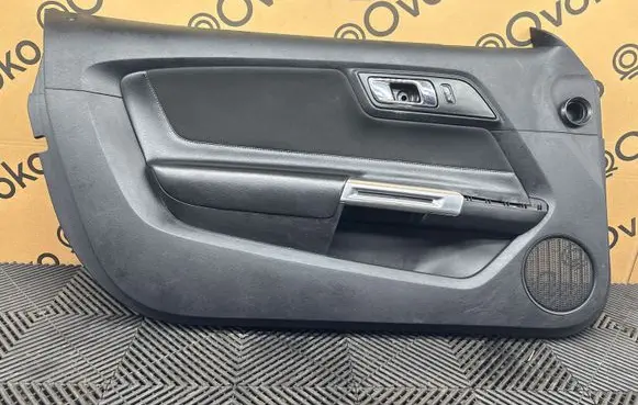 Ford Mustang VI Front door card panel trim FR3B6323943