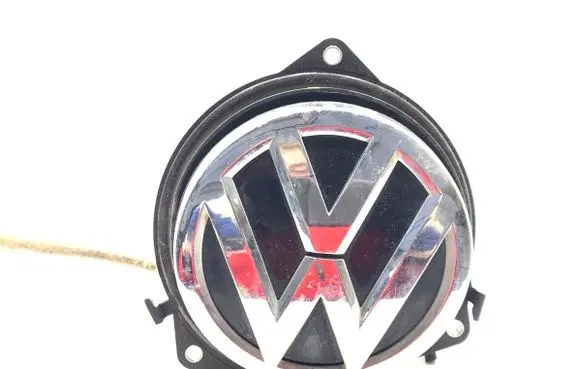 Volkswagen Golf VII Tailgate/trunk/boot exterior handle 5GE827469D