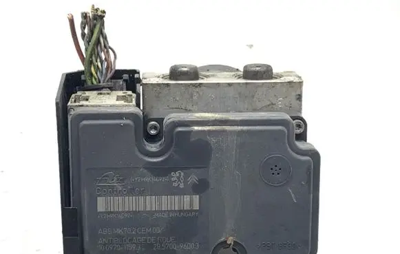 Peugeot 207 ABS Pump 9665343980