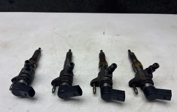 Peugeot 508 Fuel injectors set 9674973080