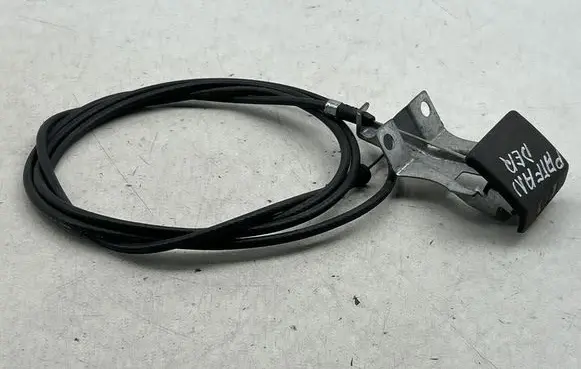 Nissan Pathfinder R51 Engine bonnet (hood) release handle 