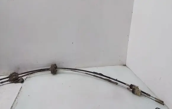 Opel Astra G Gear shift cable linkage 90578381