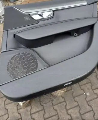 Volvo S90, V90 Rear door card panel trim 31393233