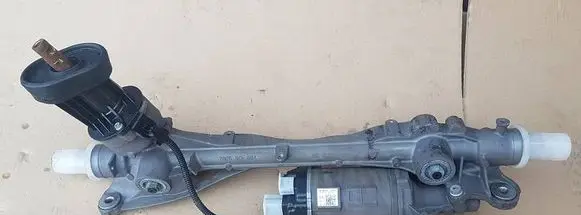 Volkswagen Tiguan Steering rack 5QB423053